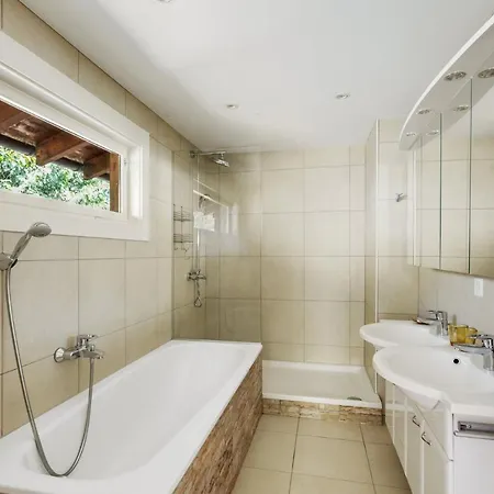 Chalet Nirvana By Mrs Miggins *